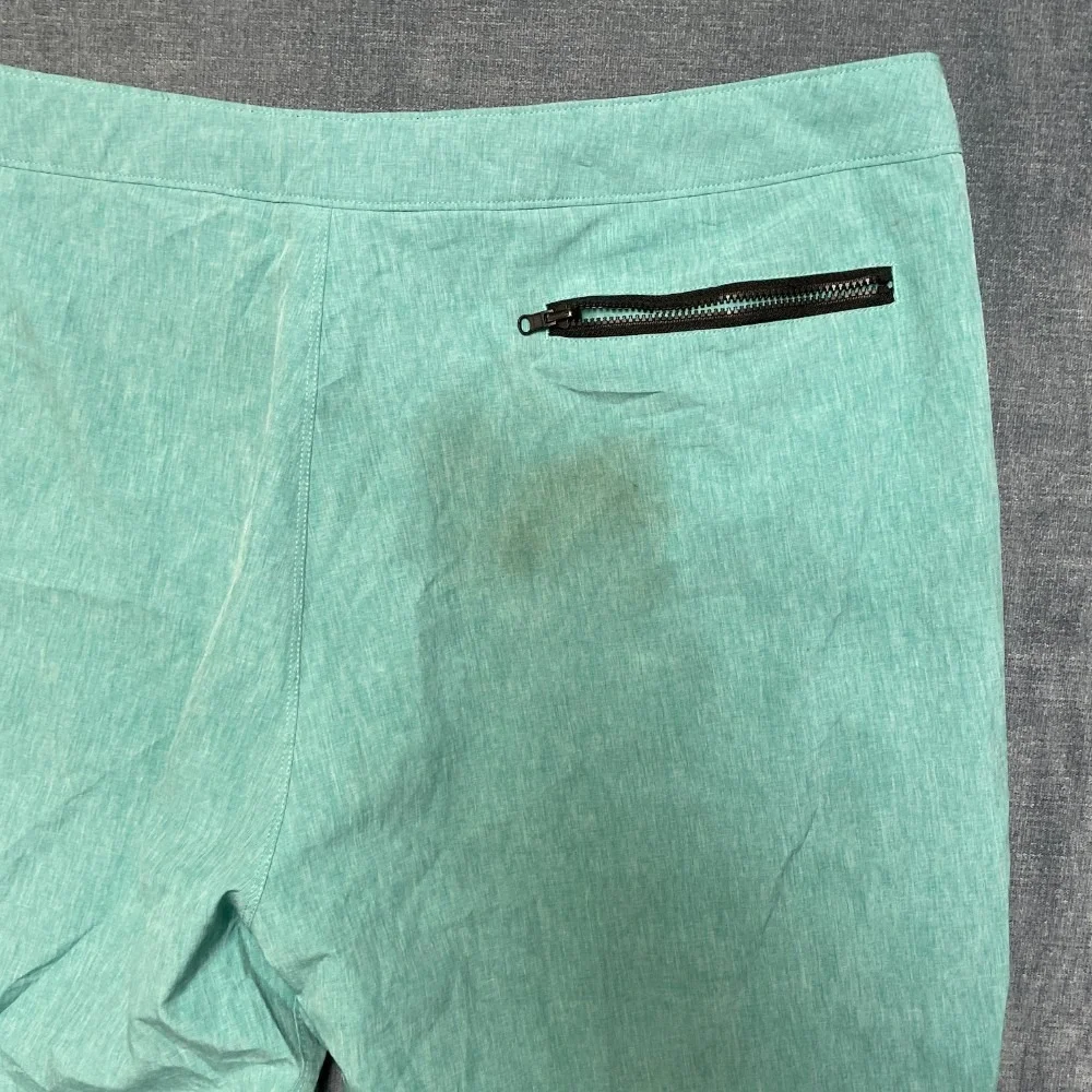 Nike Swim Board Shorts 38 Aqua Green Swoosh Logo Flat Front Slash Pockets Summer